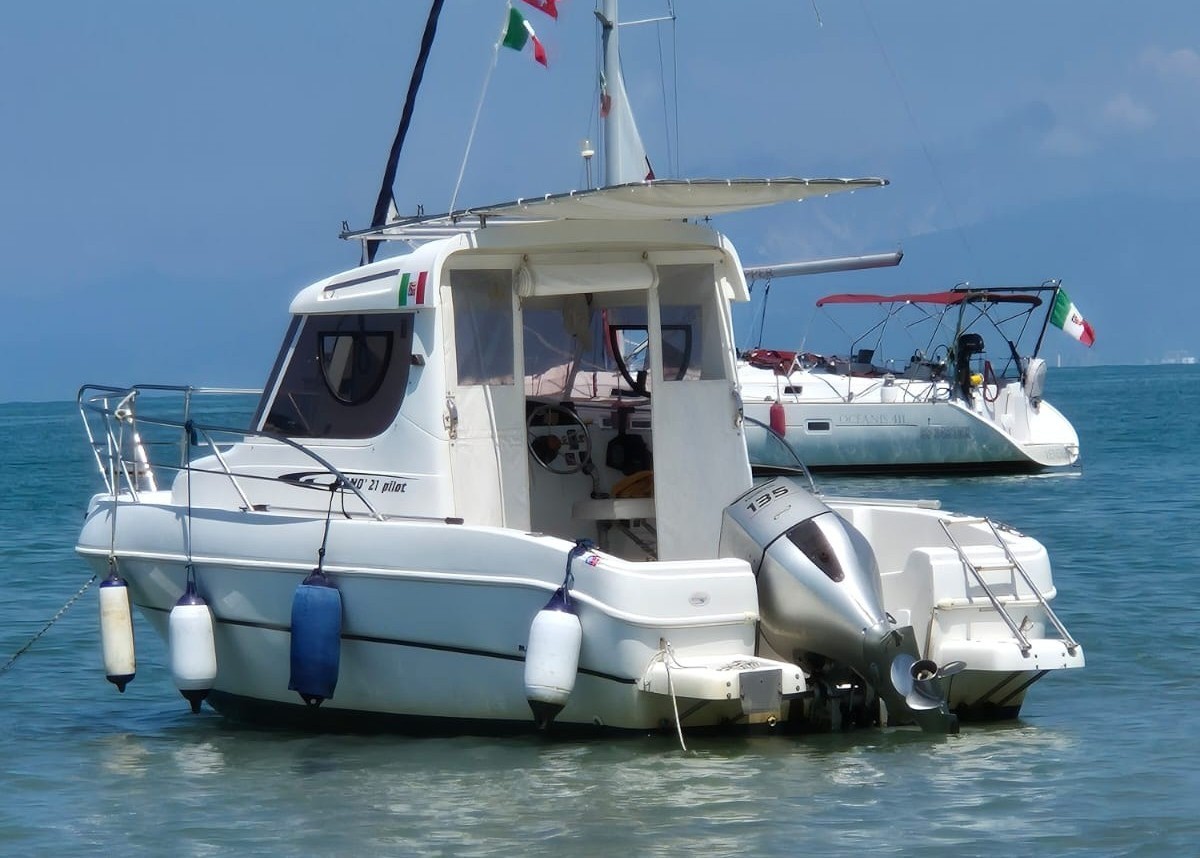 MANO' 21 PILOT + Honda 135hp tutto 2009<br><a href=dettaglio.aspx?Id=60 >VAI ALLA SCHEDA</a>